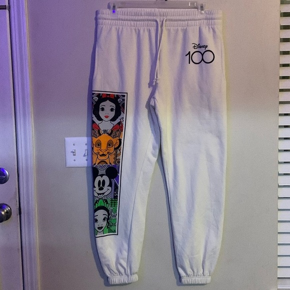 Disney Juniors' 100 Years Celebration Graphic Jogger Pants‎ Size 15/17 - Picture 5 of 9